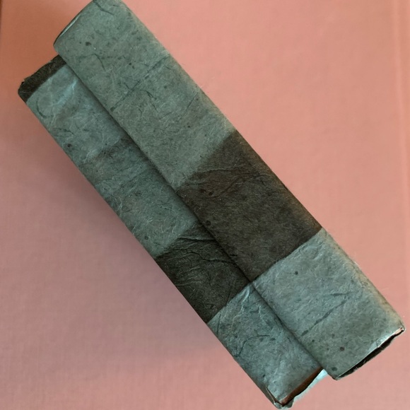 Organic Paper Box (free with purchase) - Picture 2 of 2